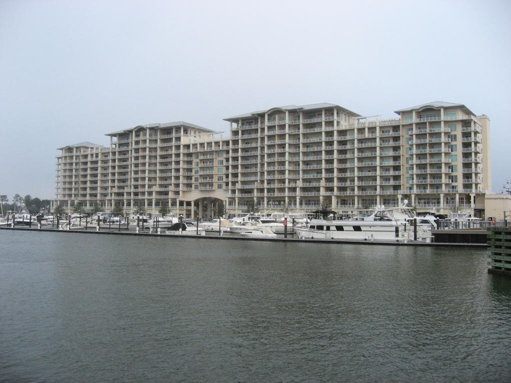 Aparthotel The Wharf By Youngs Sun Coast Orange Beach Exterior foto